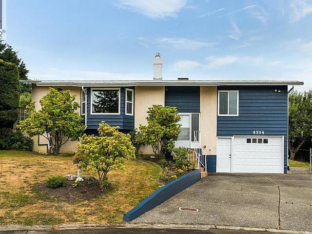 House for sale in Saanich, British Columbia