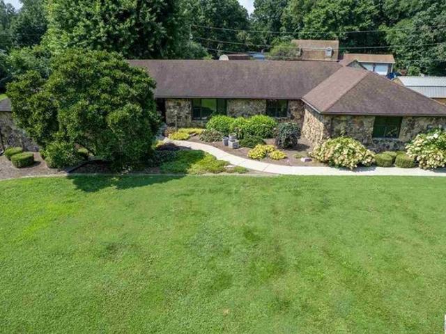 House for sale in Terre Haute, Indiana