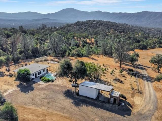 House for sale in Ahwahnee, Madera County