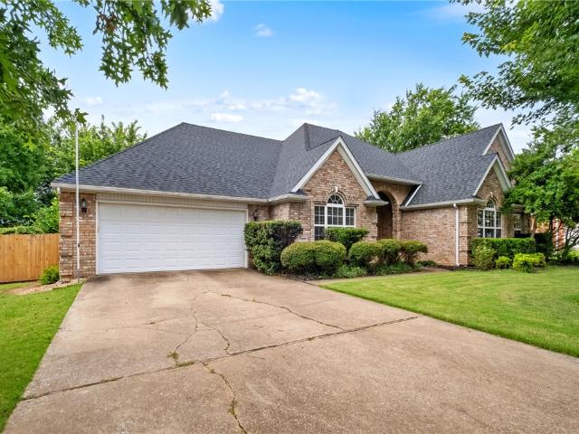 House for sale in Ark