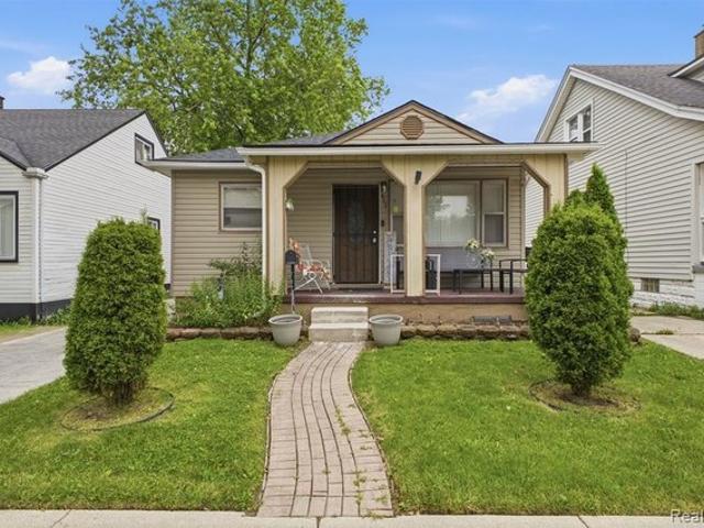House for sale in Lincoln Park, Michigan