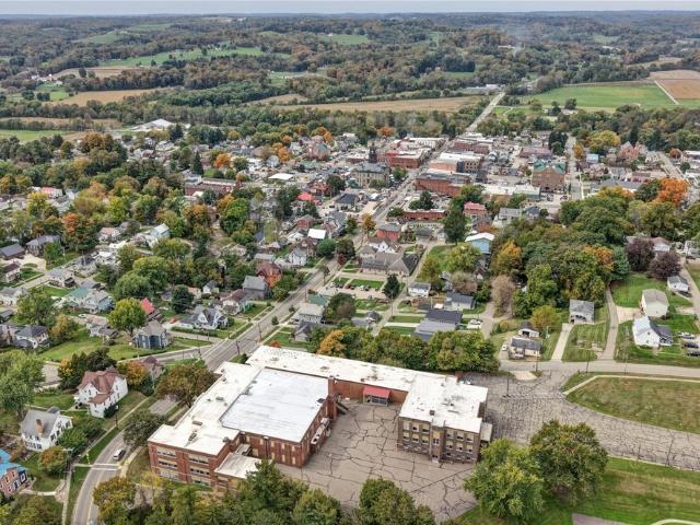 Commercial for sale in Millersburg Historic District, Millersburg