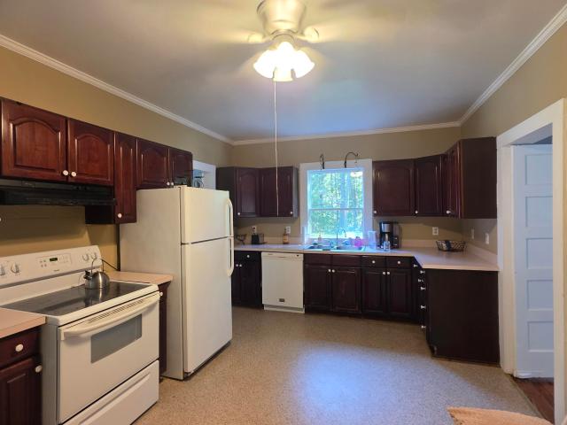 House for sale in Lake View, Louisburg