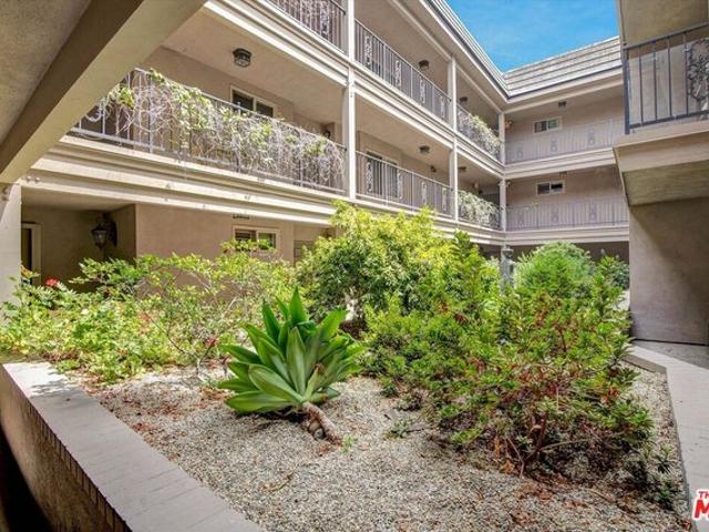 Condo for sale in Beverly Hills, California