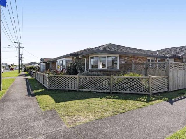 Apartment for sale in Hillsborough, Taranaki