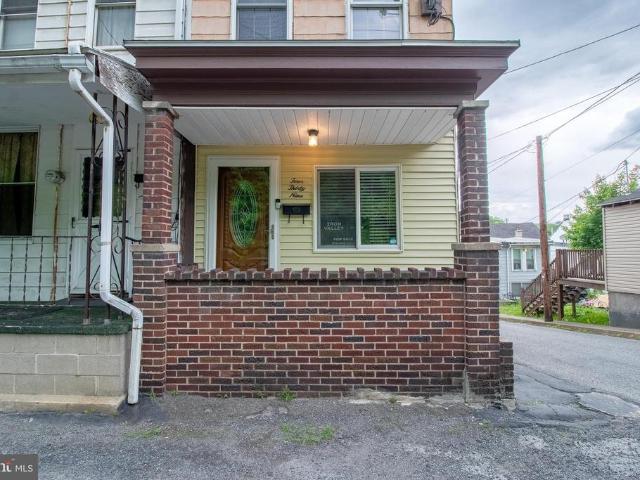 Townhouse for sale in Mahanoy City, Pennsylvania