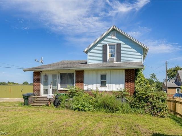 House for sale in Alliance, Stark County