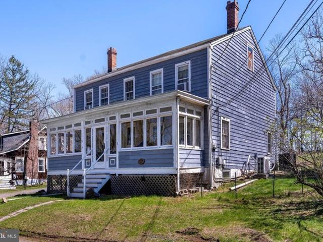 House for sale in Hopewell, New Jersey