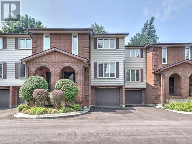 Townhouse for sale in Arva, Ontario