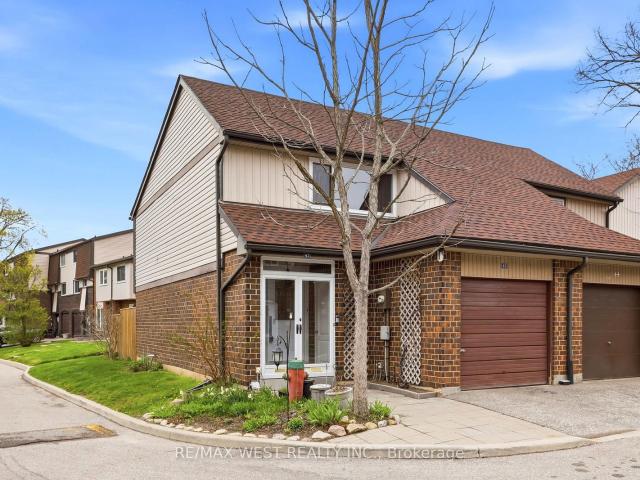 Condo for sale in Milton, Ontario