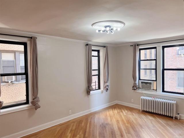 Condo for sale in Sunnyside