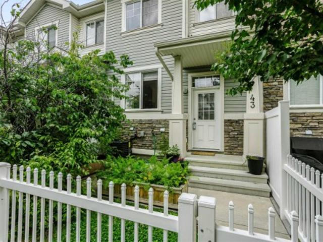 Townhouse for sale in Wedgewood, Alberta