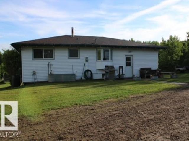 House for sale in Beaver, Alberta