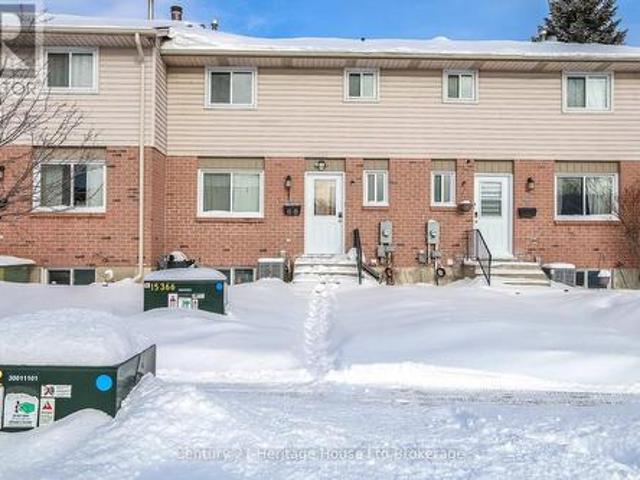 Townhouse for sale in Woodstock, Ontario