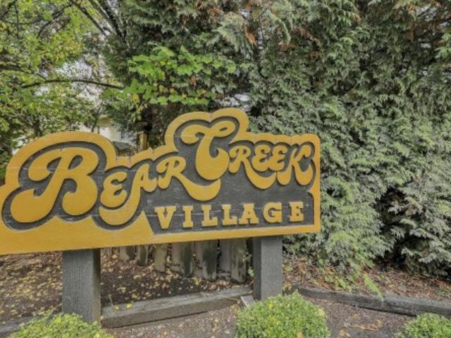 Townhouse for sale in Whalley, Surrey