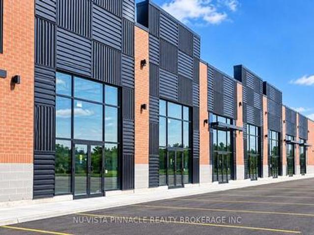 Commercial for rent in Woodstock, Ontario