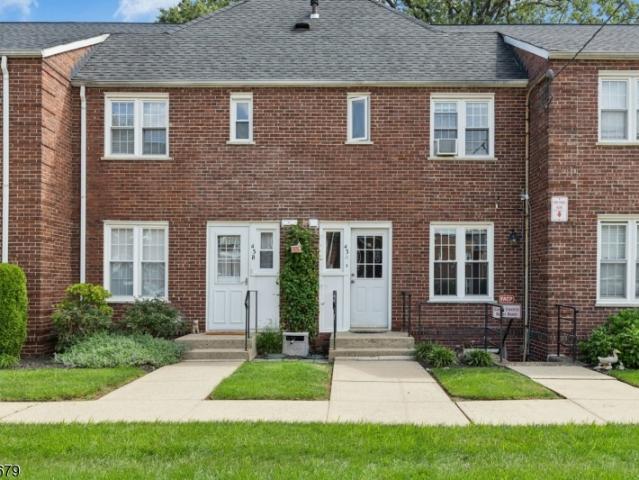 Townhouse for sale in Cranford, New Jersey