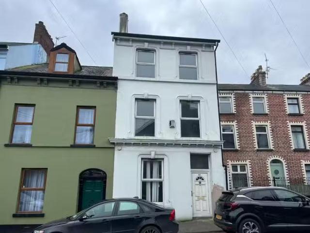House for sale in Derry