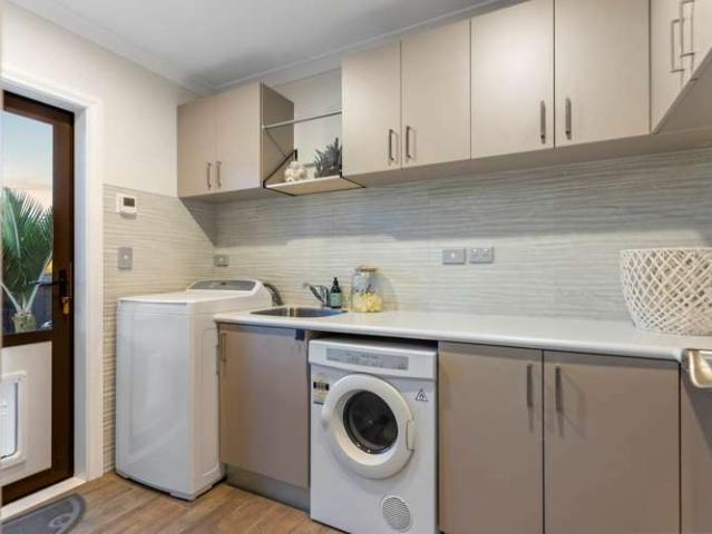 House for sale in Paremoremo, Oroua County