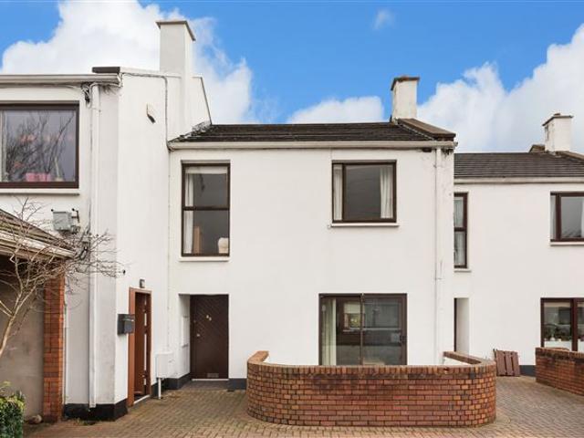 Detached House for sale in Bluebell, North Tipperary