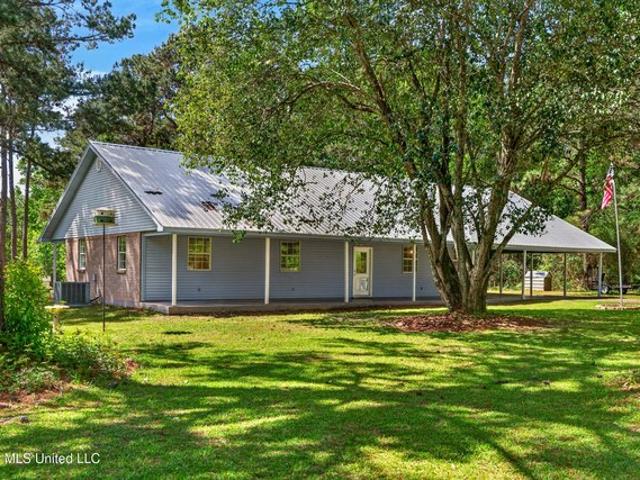 House for sale in Carriere, Mississippi