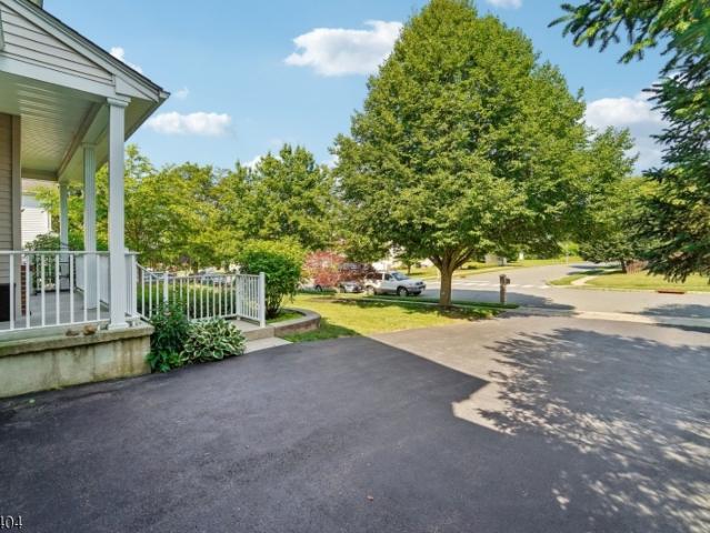 House for sale in Washington, New Jersey