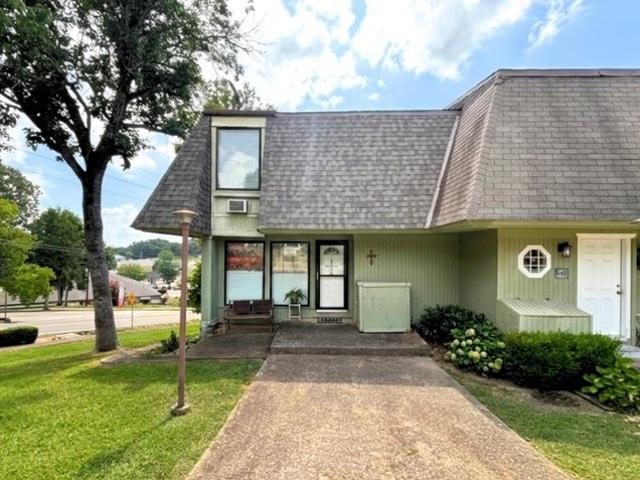 Townhouse for sale in Ark