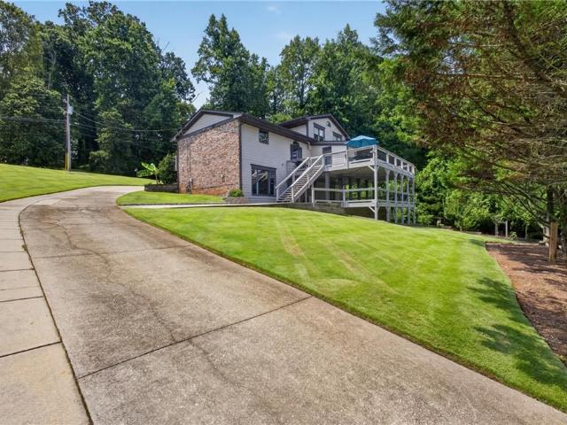 House for sale in Lilburn, Georgia