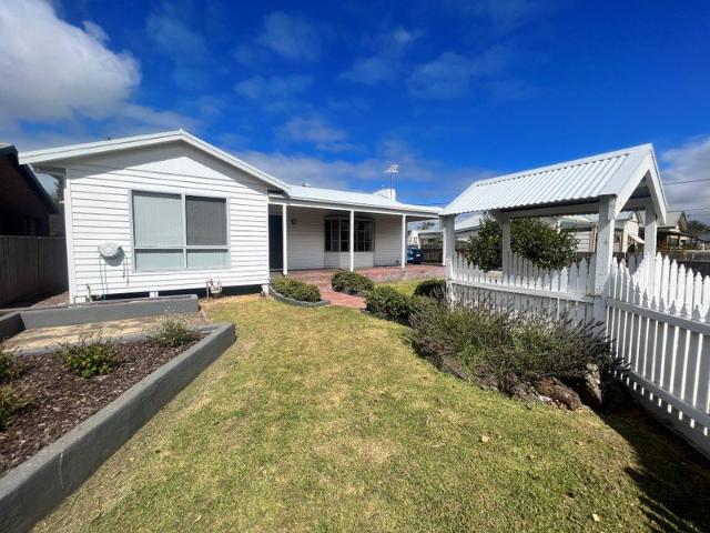 House for rent in Portland, Victoria