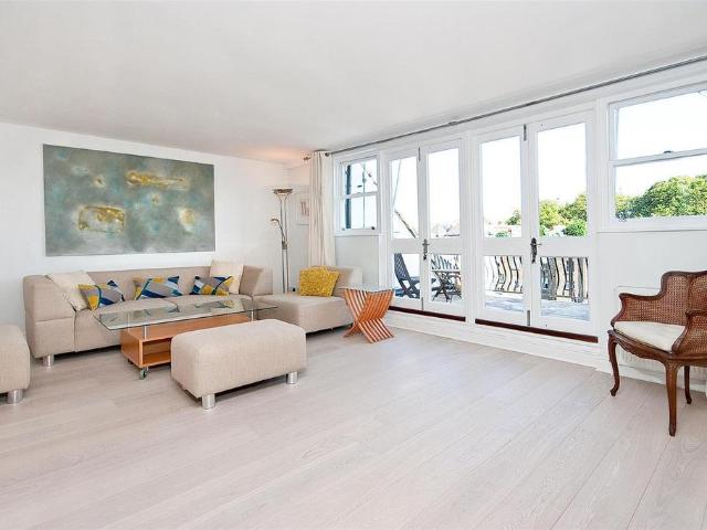 Apartment for rent in Royal Borough of Kensington and Chelsea, Greater London