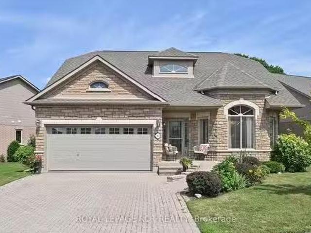 House for sale in Ontario