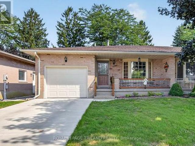 House for sale in St. Thomas, Ontario