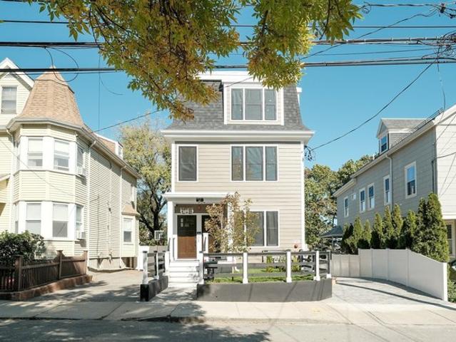 Condo for sale in Somerville, Middlesex County