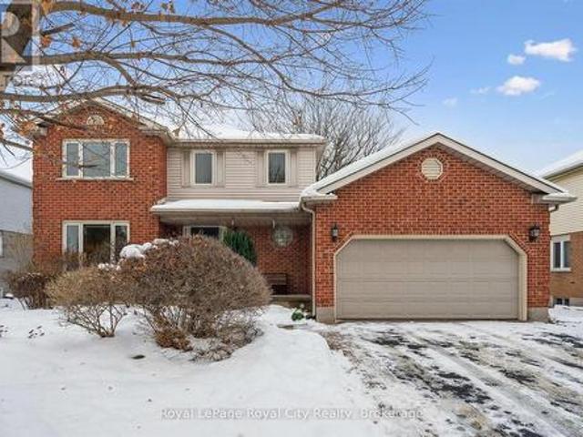 House for sale in Guelph, Ontario