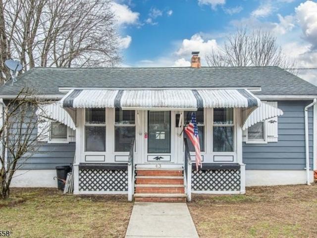 House for sale in Ogdensburg, New Jersey