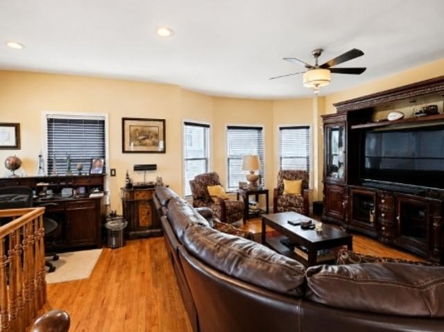 Townhouse for sale in Belleville, New Jersey