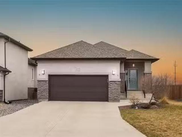 House for sale in East St. Paul, Manitoba
