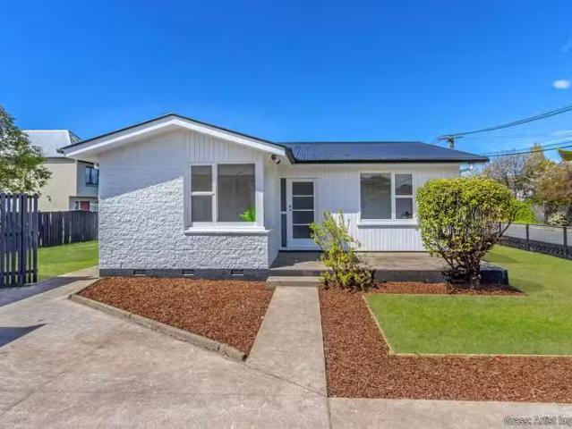 House for sale in Heathcote, Canterbury