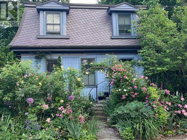 House for sale in Oakville, Ontario