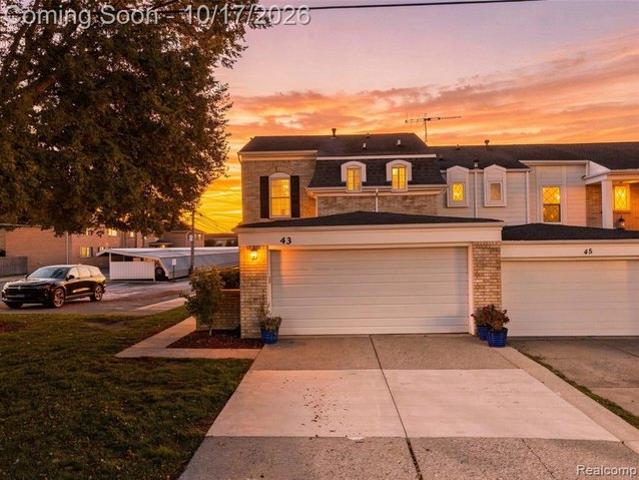 Condo for sale in Rochester Hills, Oakland County