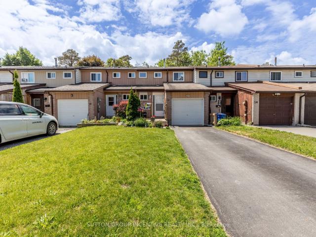 Duplex for sale in Barrie, Ontario