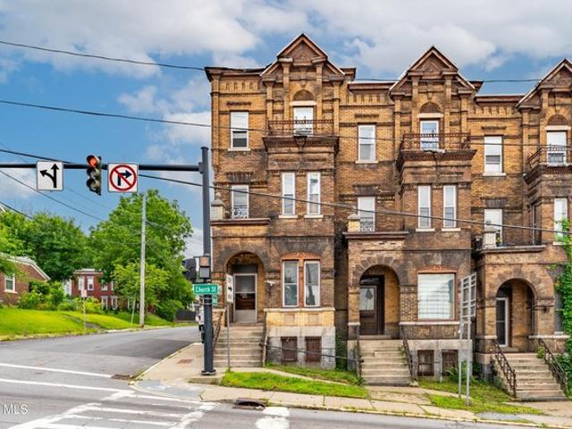 Townhouse for sale in Amsterdam, New York