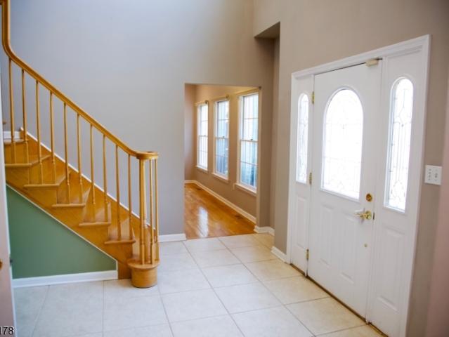 House for sale in East Hanover, New Jersey