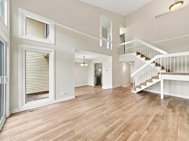 Condo for sale in Vernon Hills, Lake County