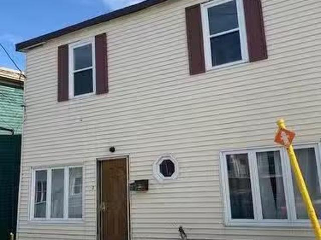 House for sale in Foxtrap, Newfoundland And Labrador