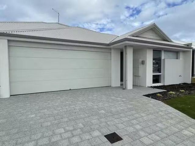 House for rent in Parklands, Western Australia