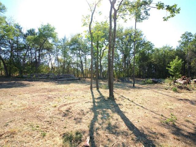 Land for sale in Paris, Lamar County