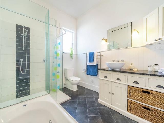 Apartment for rent in Days Bay, Wellington