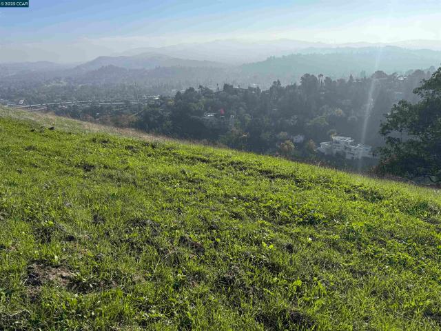 Land for sale in Walnut Creek, California