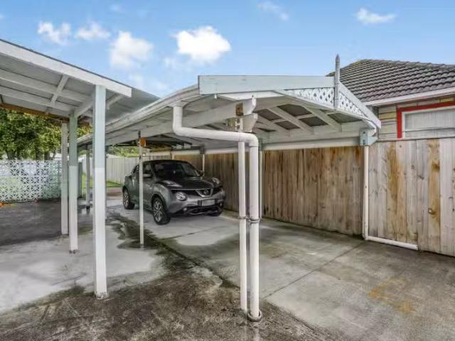 House for sale in Days Bay, Wellington